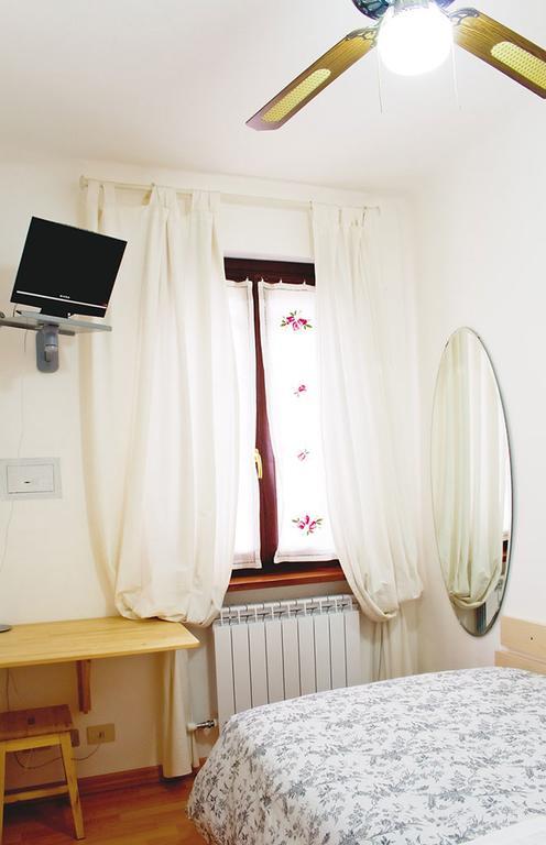 B&B Indipendenza Чивитанова-Марке Экстерьер фото